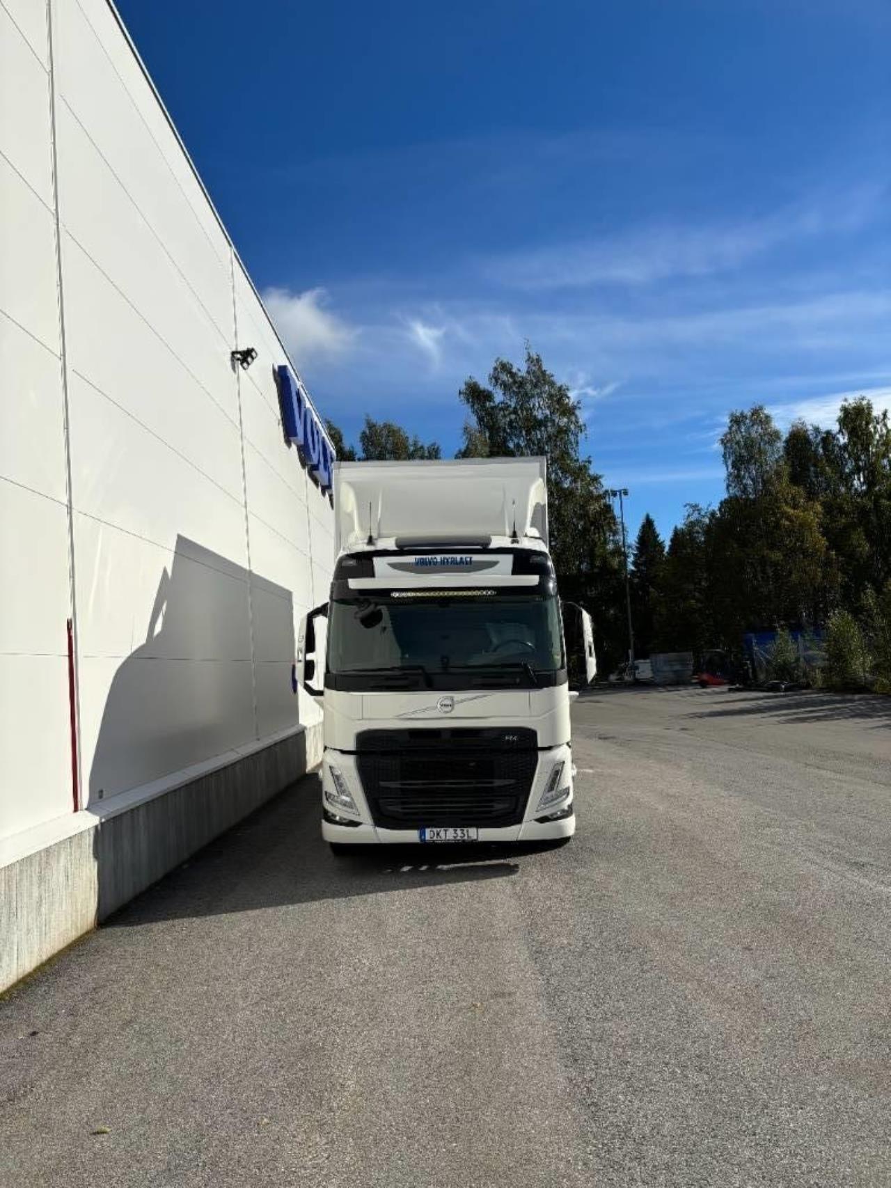 Volvo FM 500 2022 - Skåp isolerat