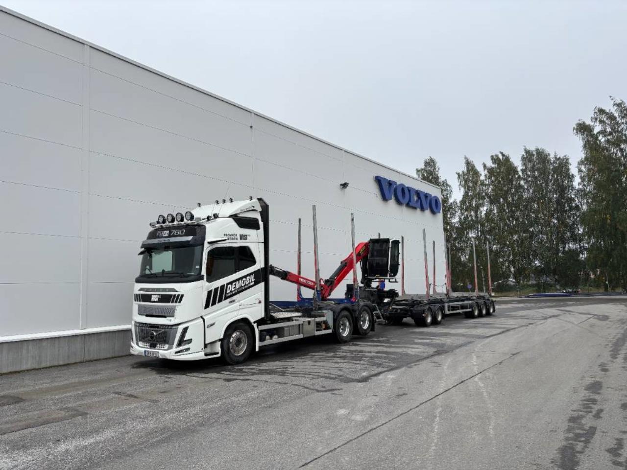 Volvo FH 780 AERO Timmer ekipage 2024 - Timmer