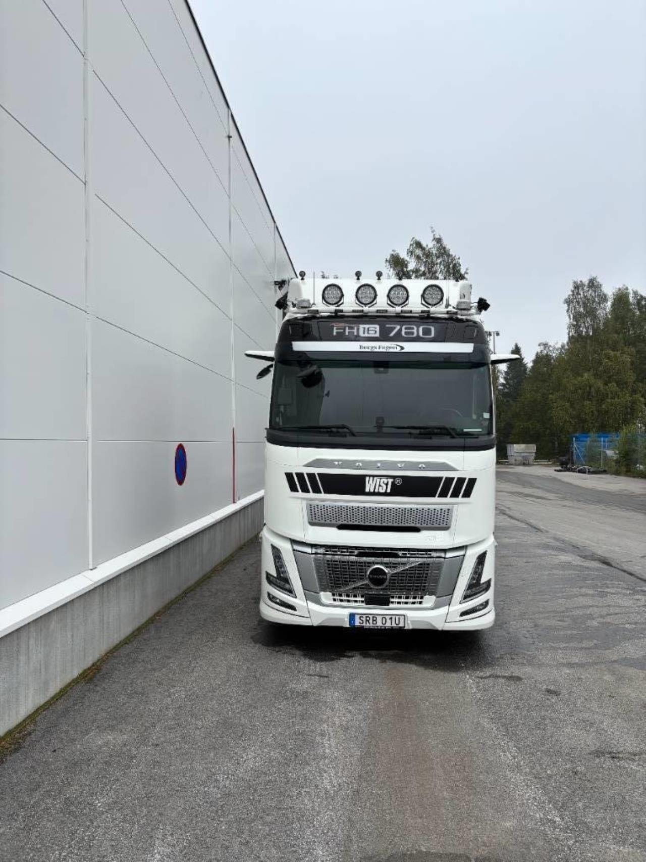 Volvo FH 780 AERO Timmer ekipage 2024 - Timmer