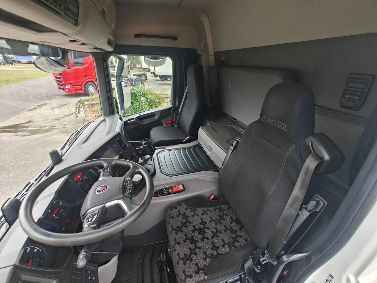 SCANIA P410 2019 - Skåp