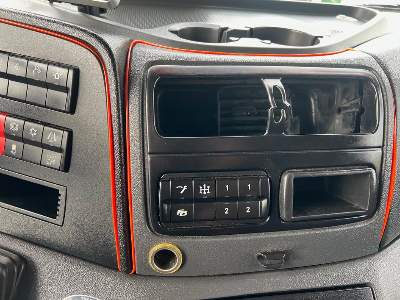 Mercedes-Benz Atego 1530 4x2 Bärgningsbil Sovhytt Euro 6 2017 - Bärgningsbil
