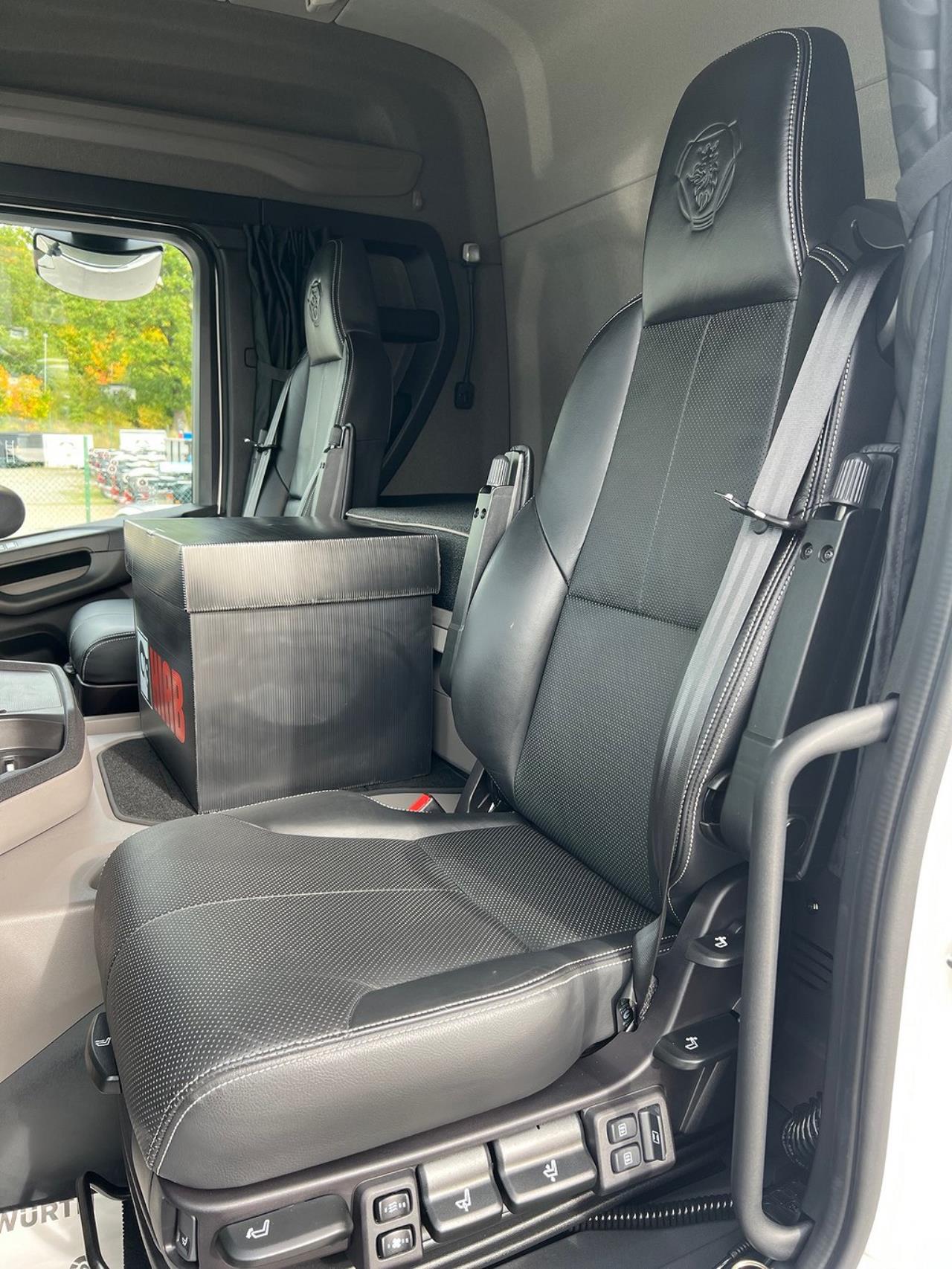 Scania G500 "Super" 6x2*4 Kranväxlare Hiab 302 E6 Kran Jibb 2025 - Kran