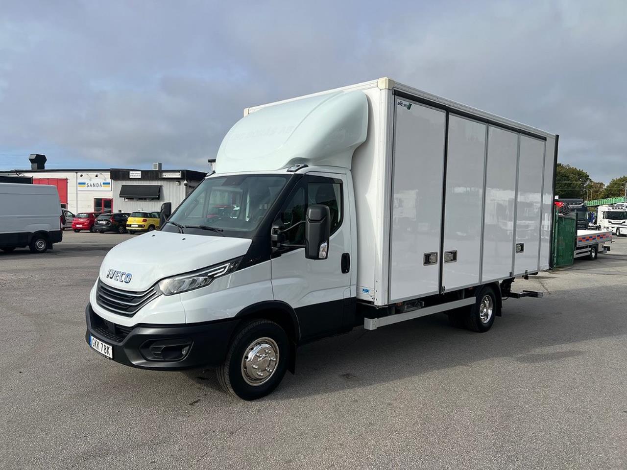 Iveco Daily 72C18 Skåpbil Öppningsbarsida Euro 6 2022 - Övrigt