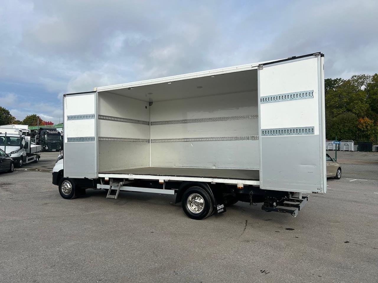 Iveco Daily 72C18 Skåpbil Öppningsbarsida Euro 6 2022 - Övrigt