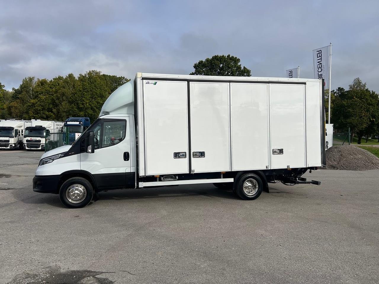 Iveco Daily 72C18 Skåpbil Öppningsbarsida Euro 6 2022 - Övrigt