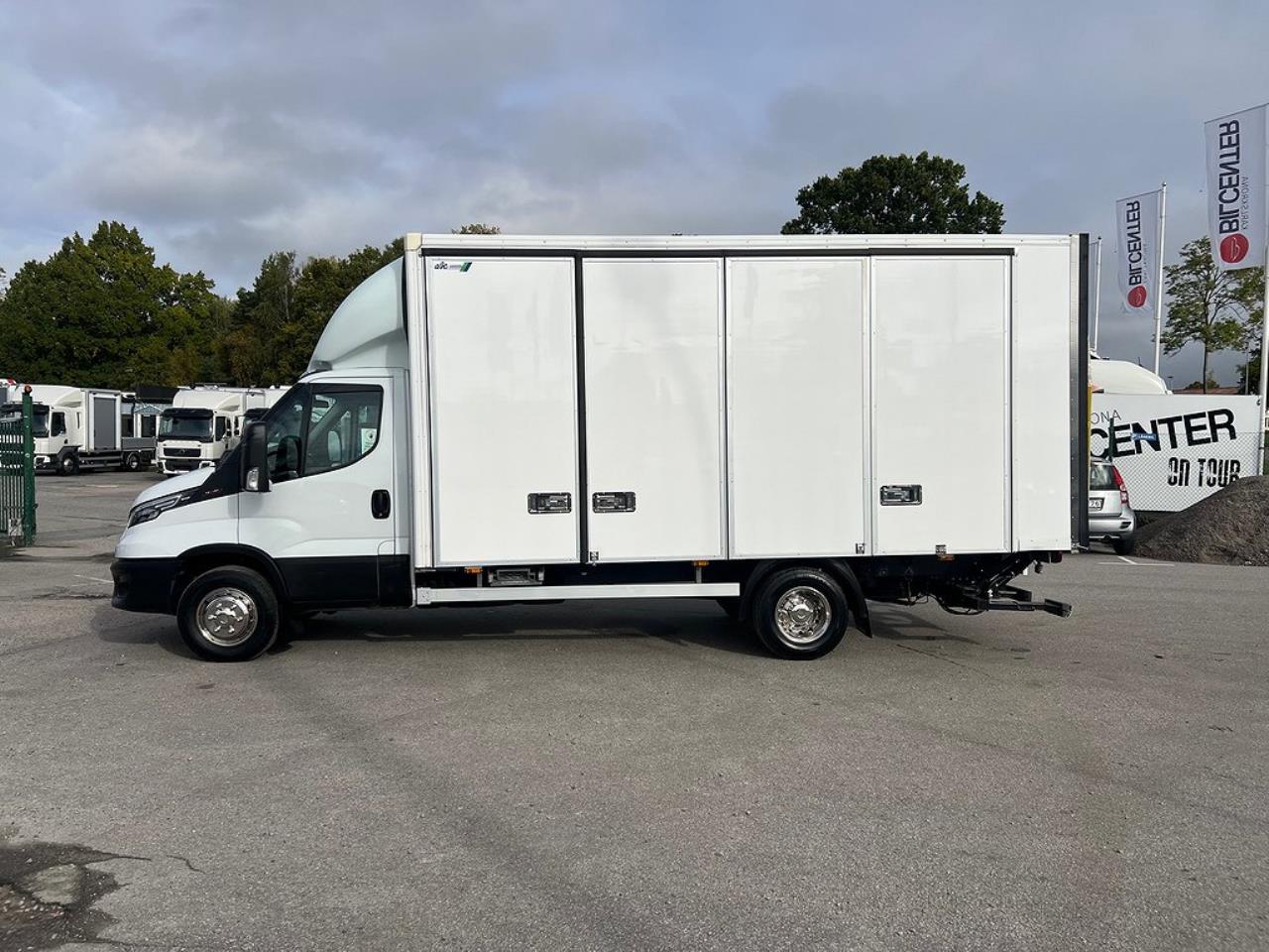 Iveco Daily 72C18 Skåpbil Öppningsbarsida Euro 6 2022 - Övrigt