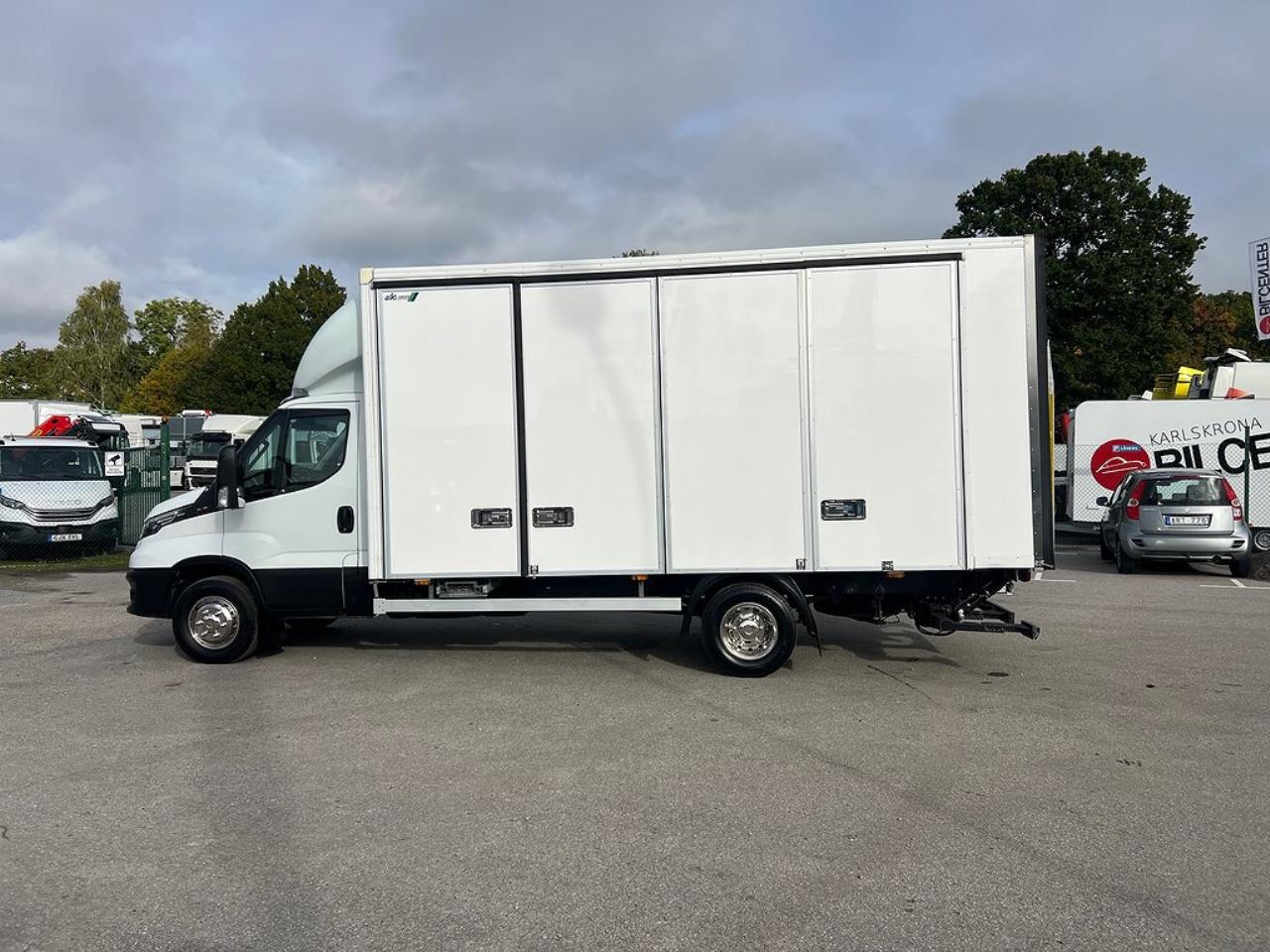 Iveco Daily 72C18 Skåpbil Öppningsbarsida Euro 6 2022 - Övrigt