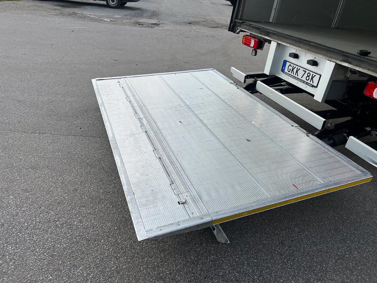 Iveco Daily 72C18 Skåpbil Öppningsbarsida Euro 6 2022 - Övrigt