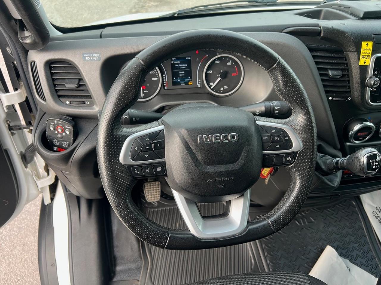 Iveco Daily 72C18 Skåpbil Öppningsbarsida Euro 6 2022 - Övrigt