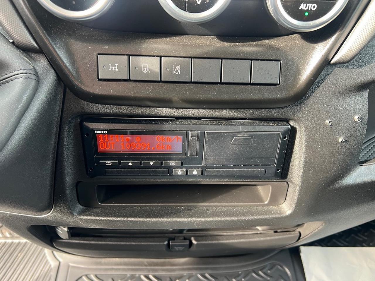 Iveco Daily 72C18 Skåpbil Öppningsbarsida Euro 6 2022 - Övrigt