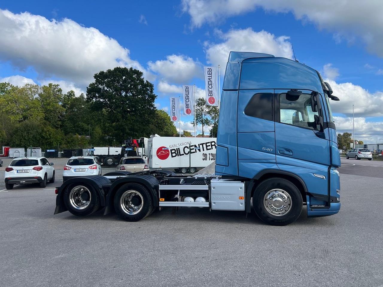 Volvo FH13 540 6x4 Dragbil Lyftbar Tandem Axel, Retarder 2023 - Dragbil