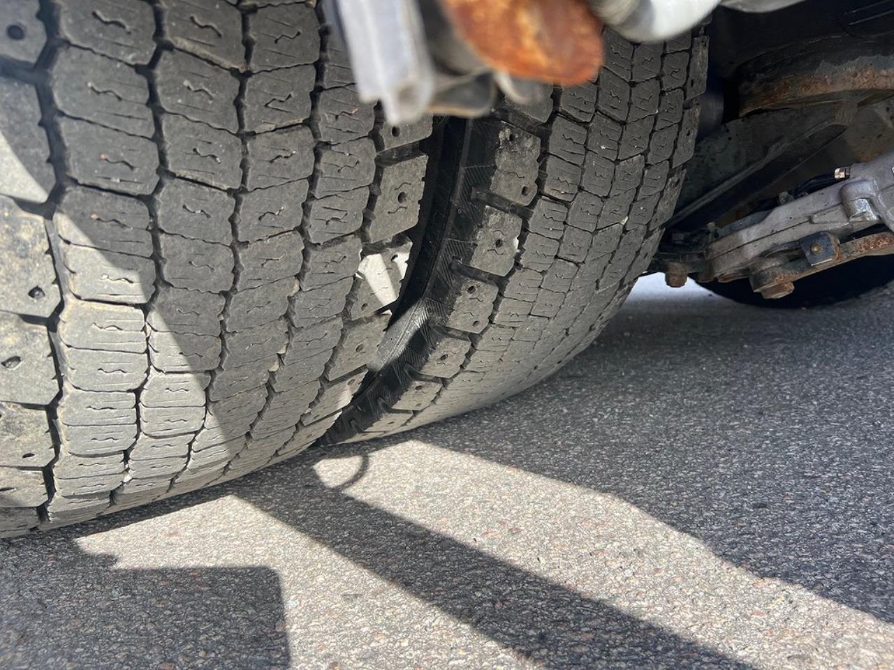 Volvo FH13 540 6x4 Dragbil Lyftbar Tandem Axel, Retarder 2023 - Dragbil