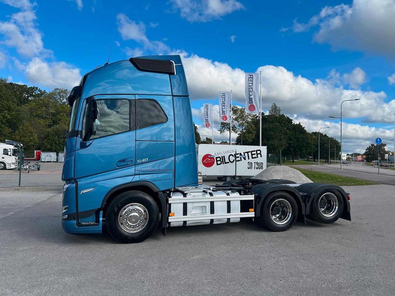 Volvo FH13 540 6x4 Dragbil Lyftbar Tandem Axel, Retarder 2023 - Dragbil