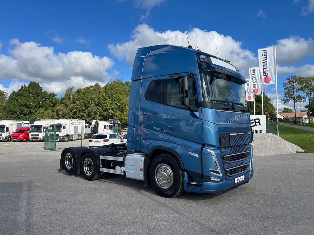 Volvo FH13 540 6x4 Dragbil Lyftbar Tandem Axel, Retarder 2023 - Dragbil