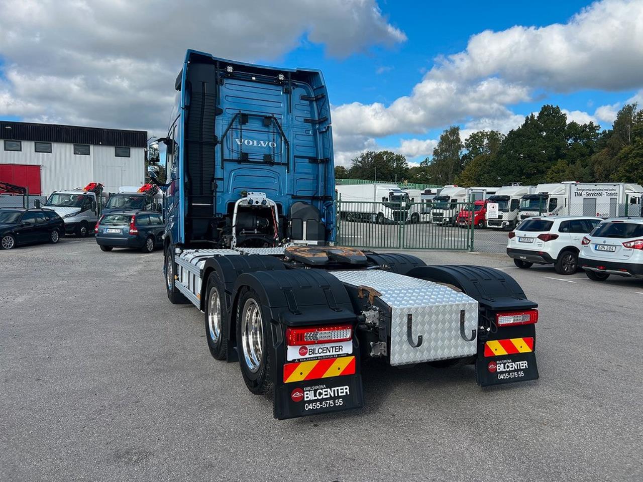 Volvo FH13 540 6x4 Dragbil Lyftbar Tandem Axel, Retarder 2023 - Dragbil