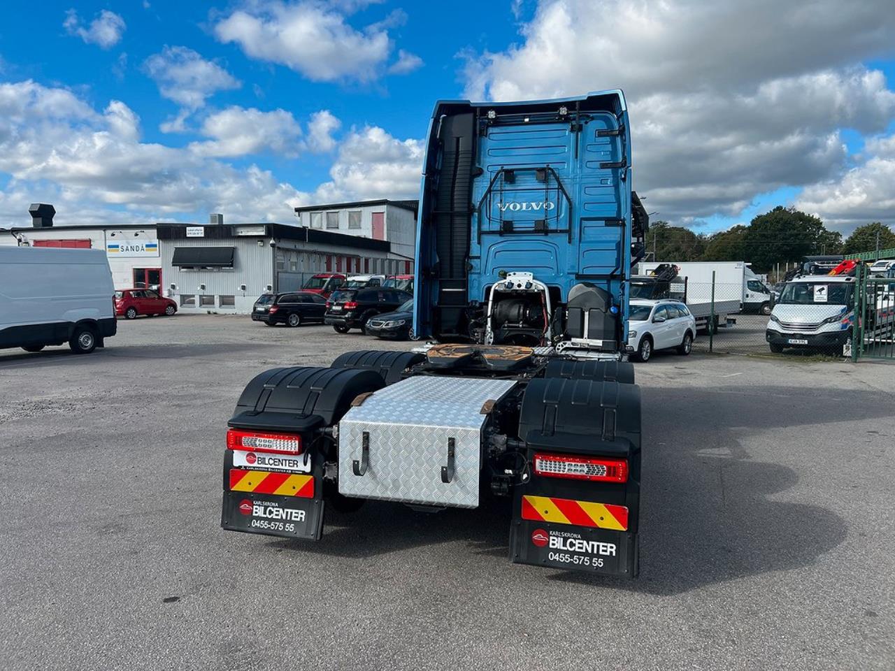 Volvo FH13 540 6x4 Dragbil Lyftbar Tandem Axel, Retarder 2023 - Dragbil