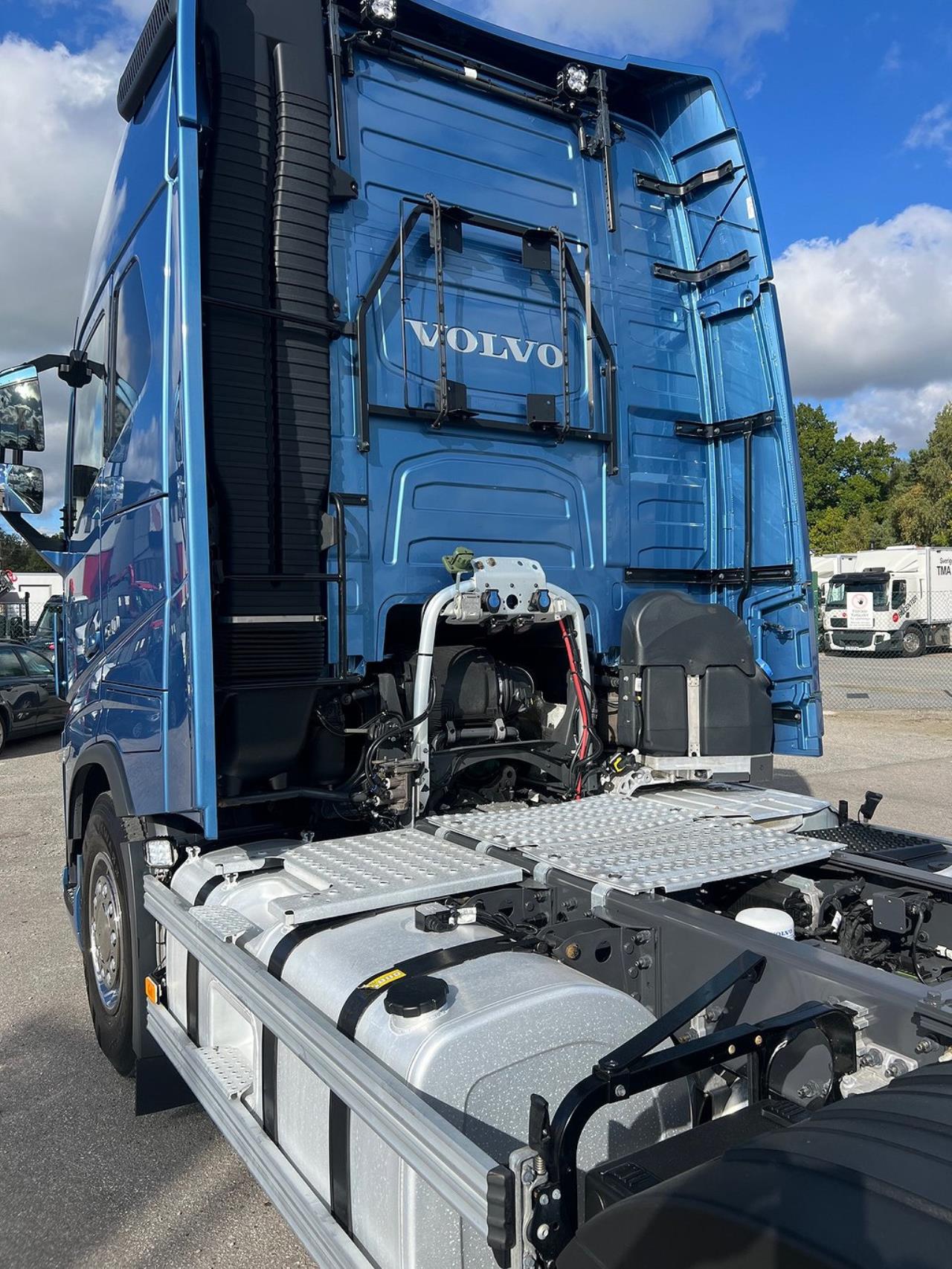 Volvo FH13 540 6x4 Dragbil Lyftbar Tandem Axel, Retarder 2023 - Dragbil