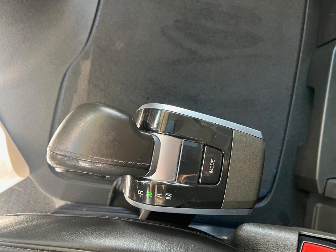 Volvo FH13 540 6x4 Dragbil Lyftbar Tandem Axel, Retarder 2023 - Dragbil