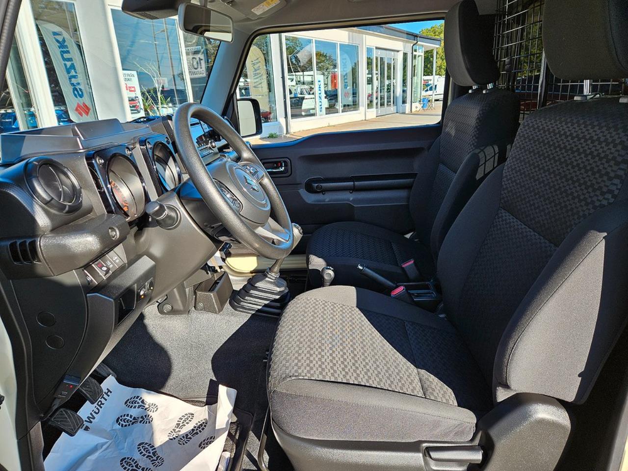 Suzuki jimny 2023 - Övrigt