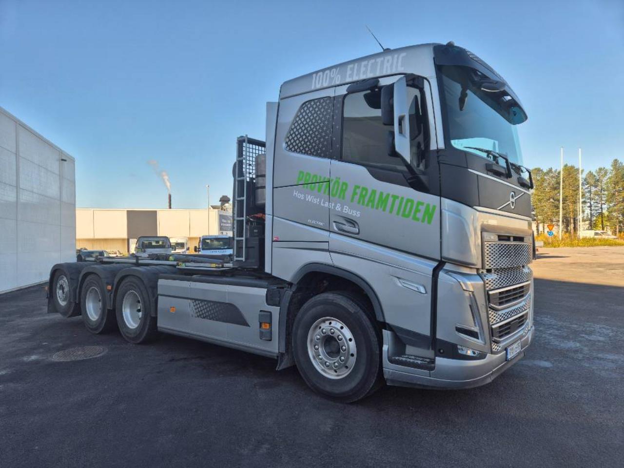 Volvo FHE 8x4 Tridem Lastväxlare 2023 - Krok/Lastväxlare
