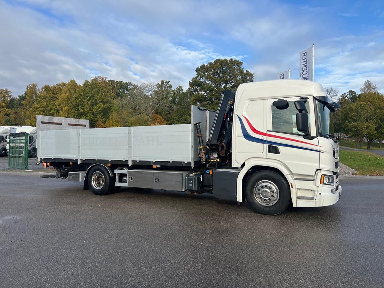 Scania P320 4x2 Kranbil med Z-Lyft, Euro 6 2018 - Kran