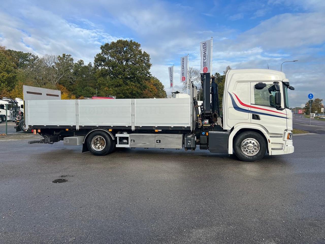 Scania P320 4x2 Kranbil med Z-Lyft, Euro 6 2018 - Kran