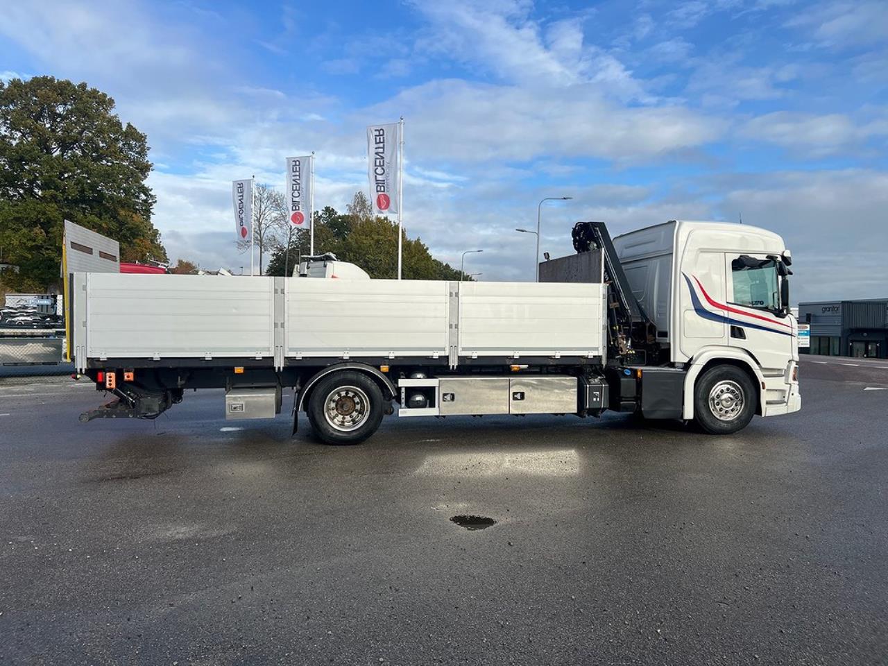 Scania P320 4x2 Kranbil med Z-Lyft, Euro 6 2018 - Kran
