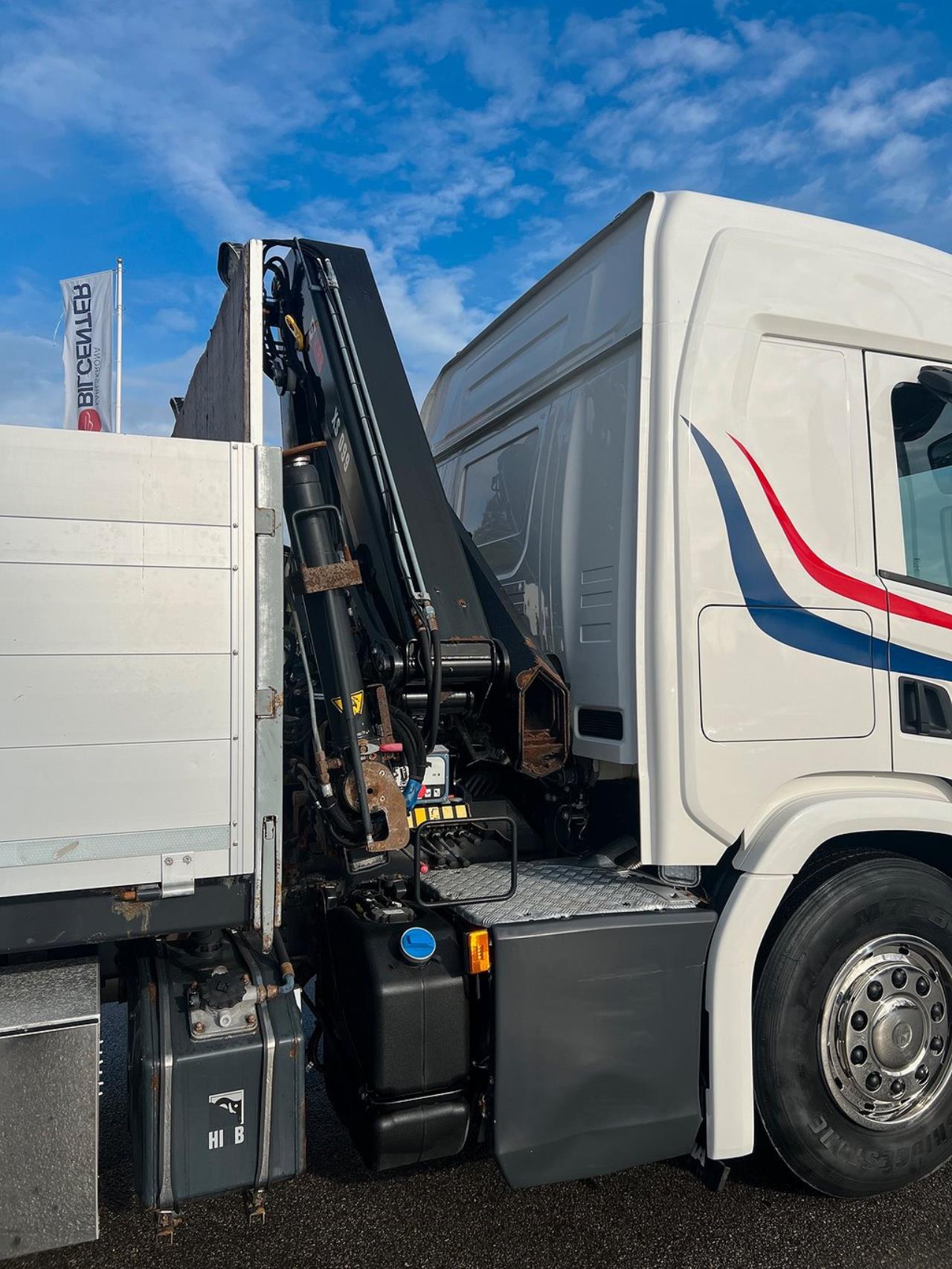 Scania P320 4x2 Kranbil med Z-Lyft, Euro 6 2018 - Kran