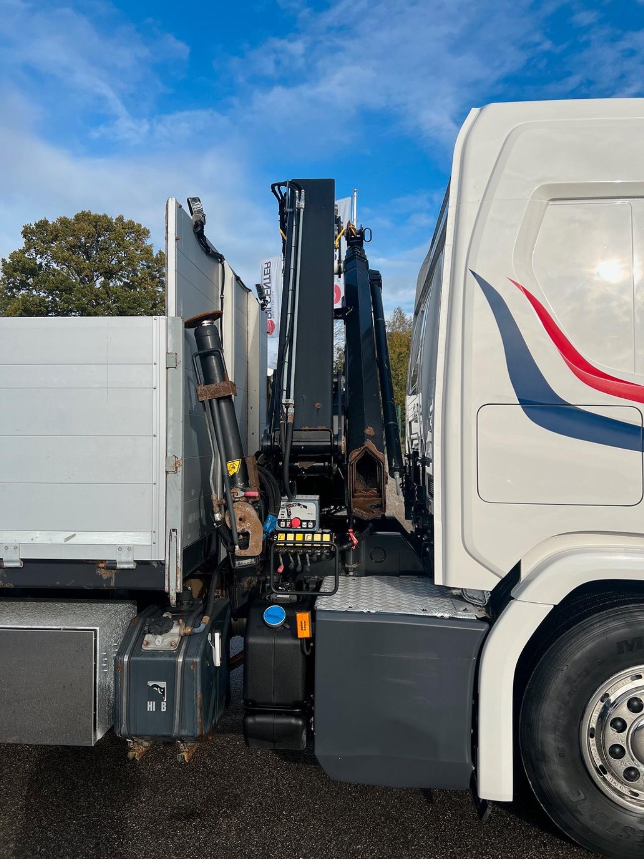 Scania P320 4x2 Kranbil med Z-Lyft, Euro 6 2018 - Kran