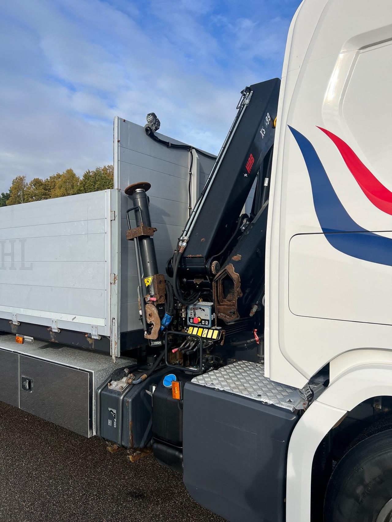 Scania P320 4x2 Kranbil med Z-Lyft, Euro 6 2018 - Kran