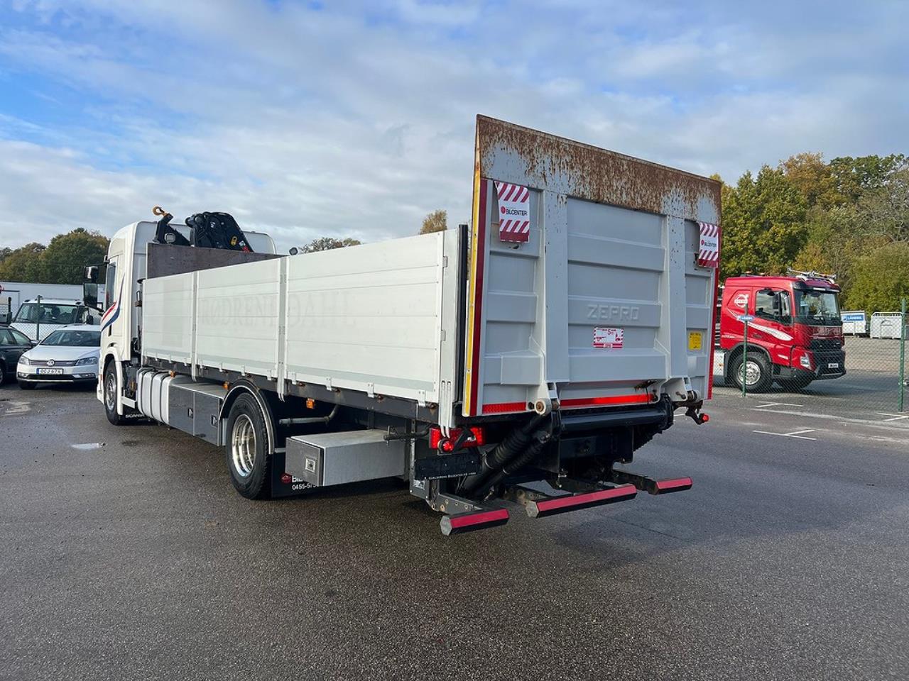 Scania P320 4x2 Kranbil med Z-Lyft, Euro 6 2018 - Kran
