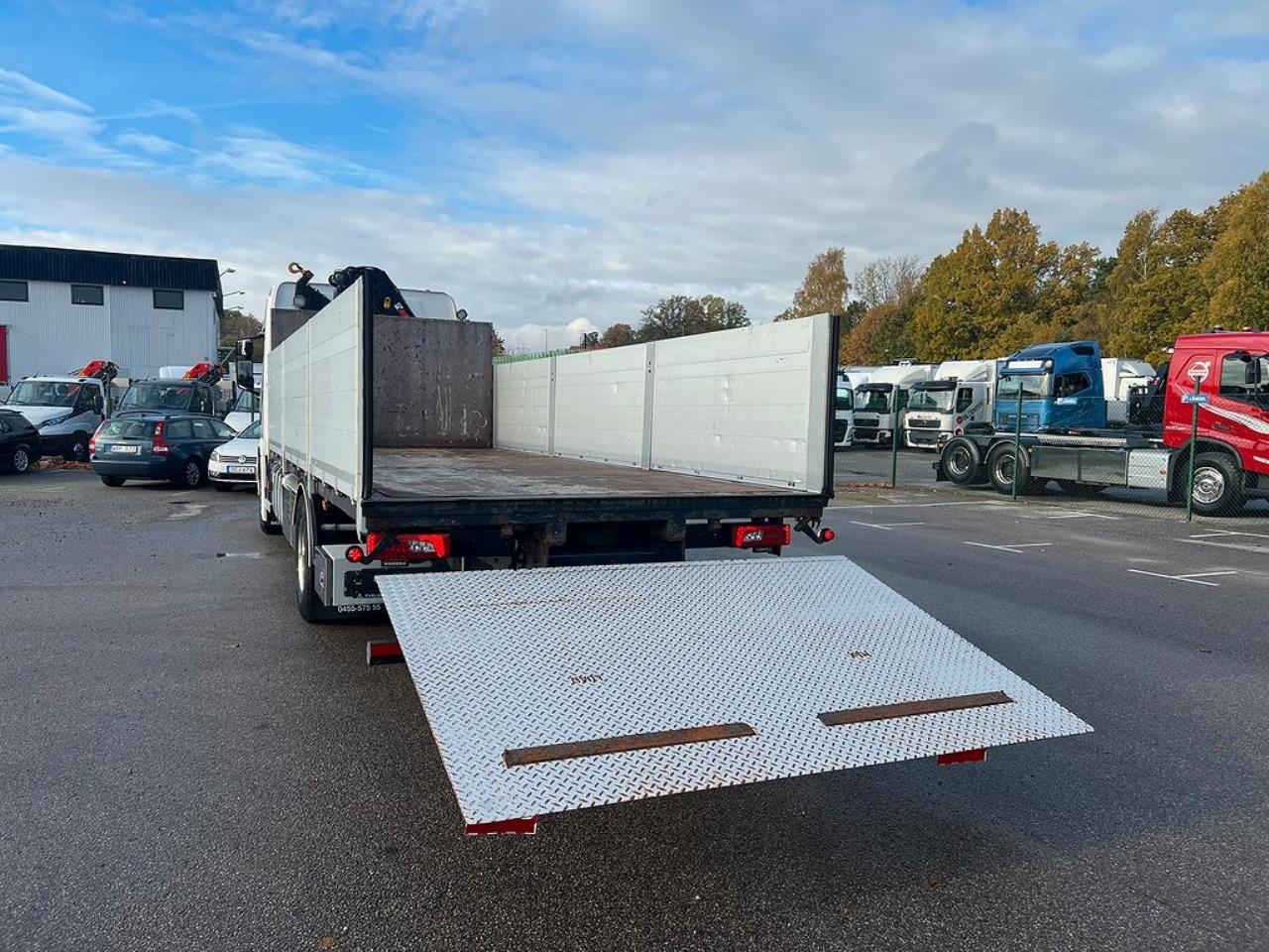 Scania P320 4x2 Kranbil med Z-Lyft, Euro 6 2018 - Kran