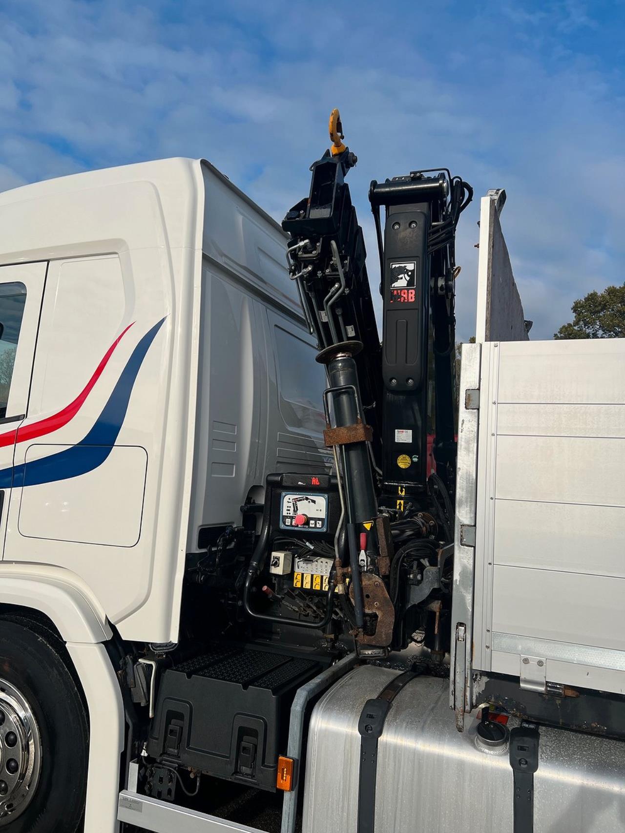 Scania P320 4x2 Kranbil med Z-Lyft, Euro 6 2018 - Kran