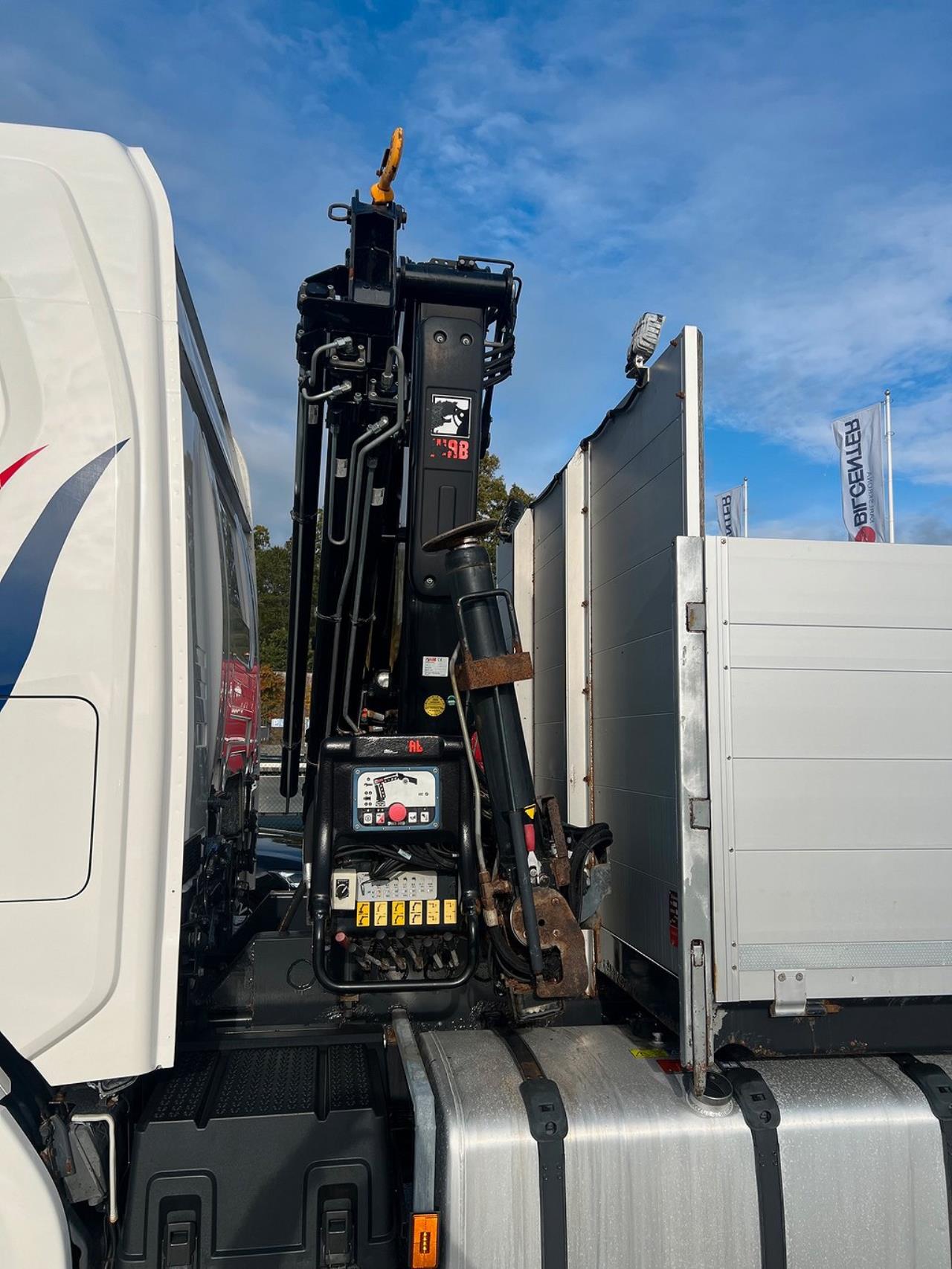 Scania P320 4x2 Kranbil med Z-Lyft, Euro 6 2018 - Kran