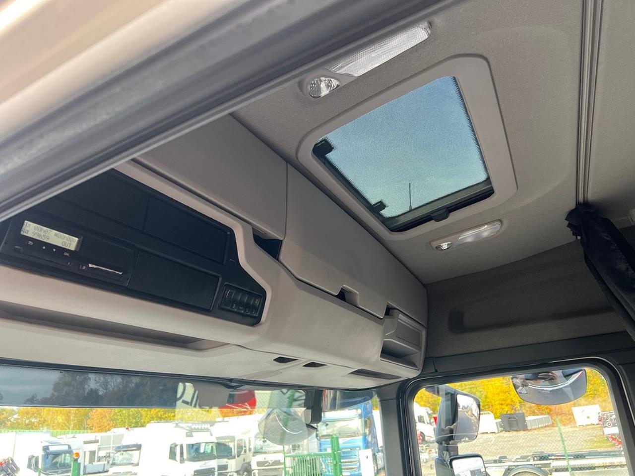 Scania P320 4x2 Kranbil med Z-Lyft, Euro 6 2018 - Kran