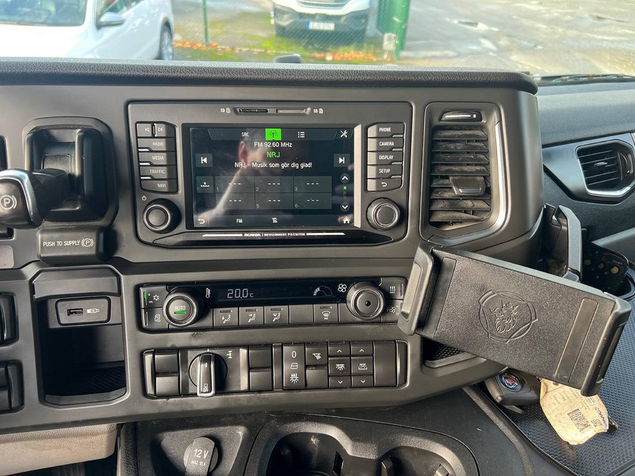 Scania P320 4x2 Kranbil med Z-Lyft, Euro 6 2018 - Kran