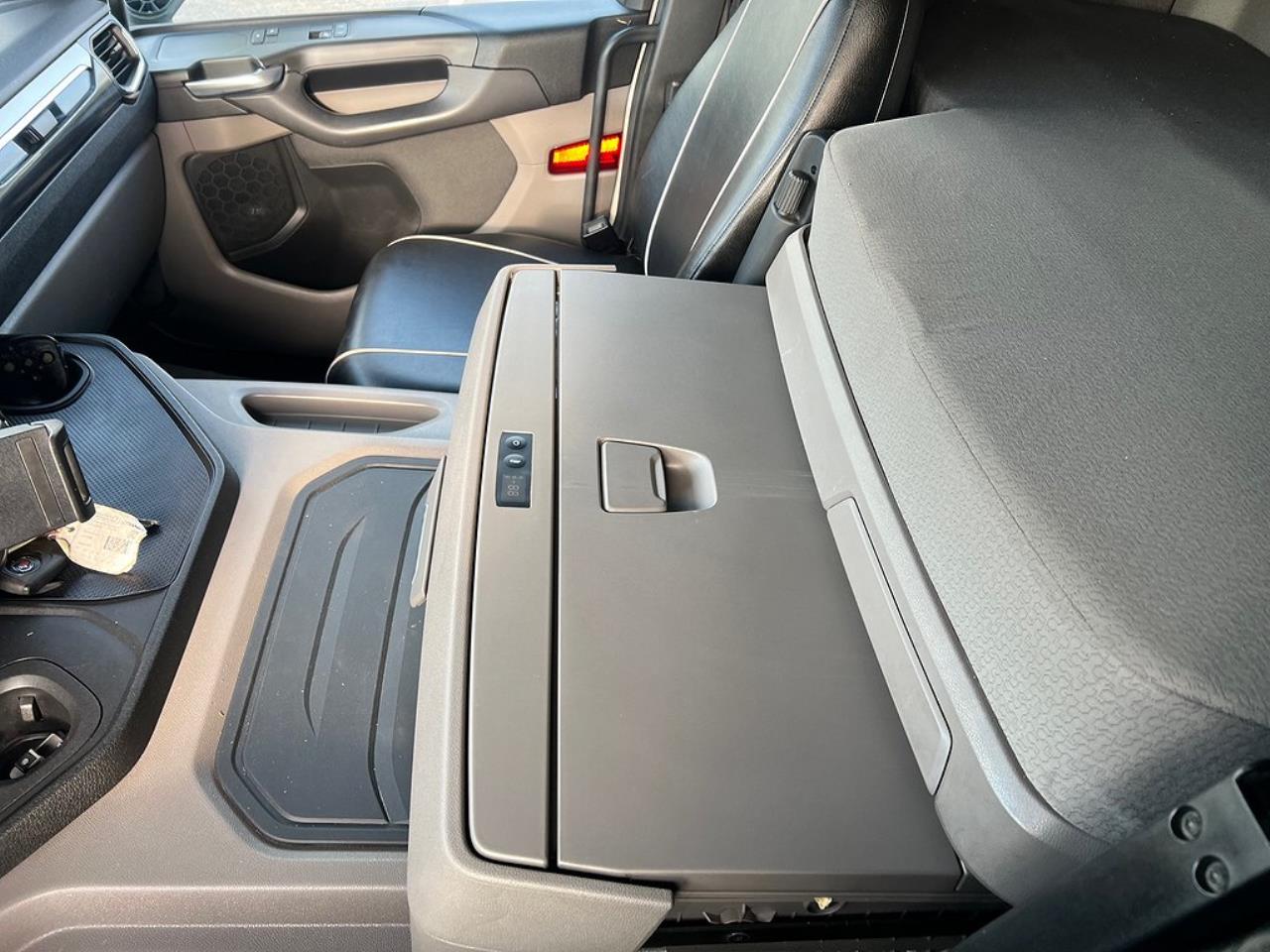 Scania P320 4x2 Kranbil med Z-Lyft, Euro 6 2018 - Kran