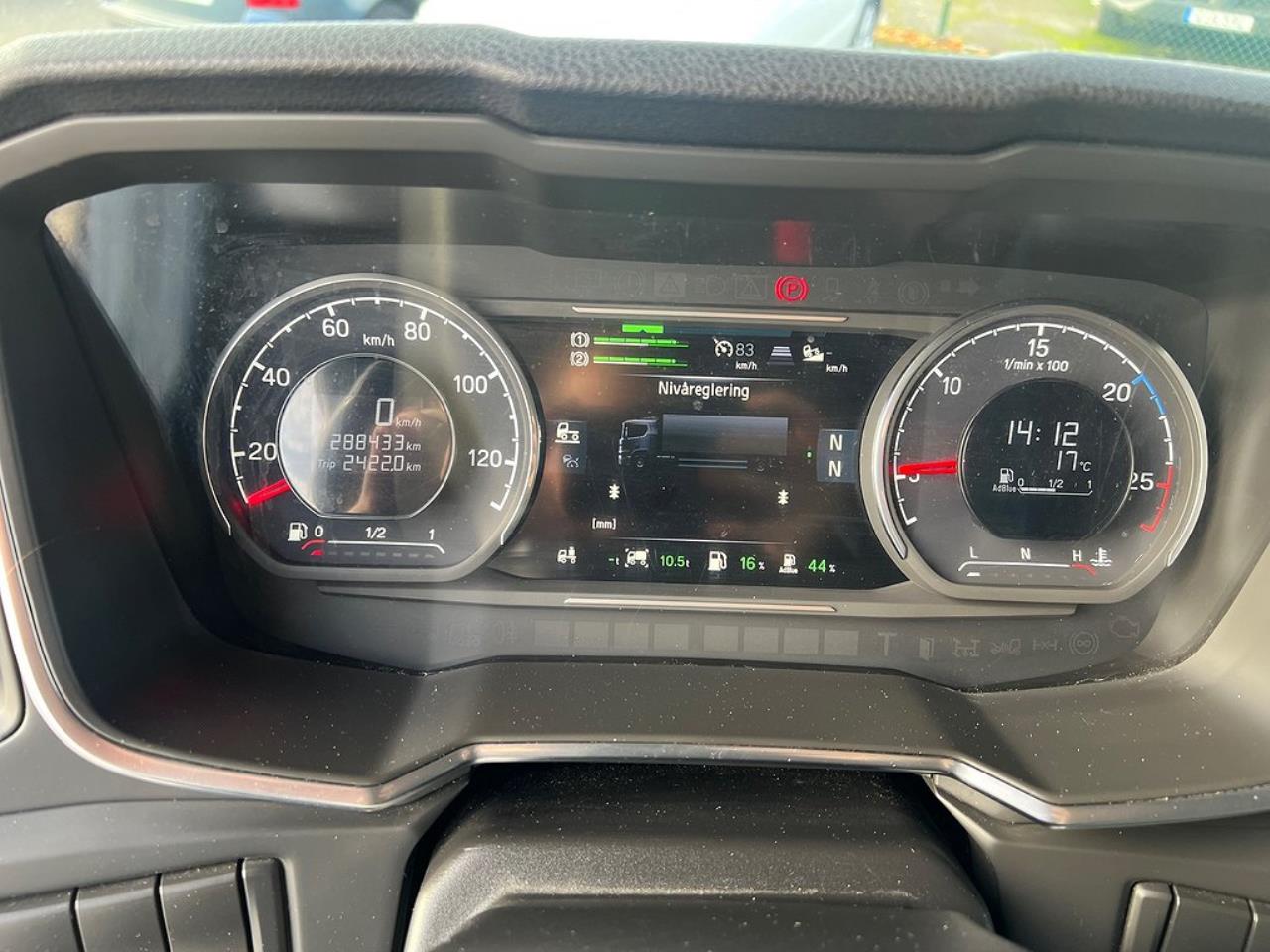 Scania P320 4x2 Kranbil med Z-Lyft, Euro 6 2018 - Kran