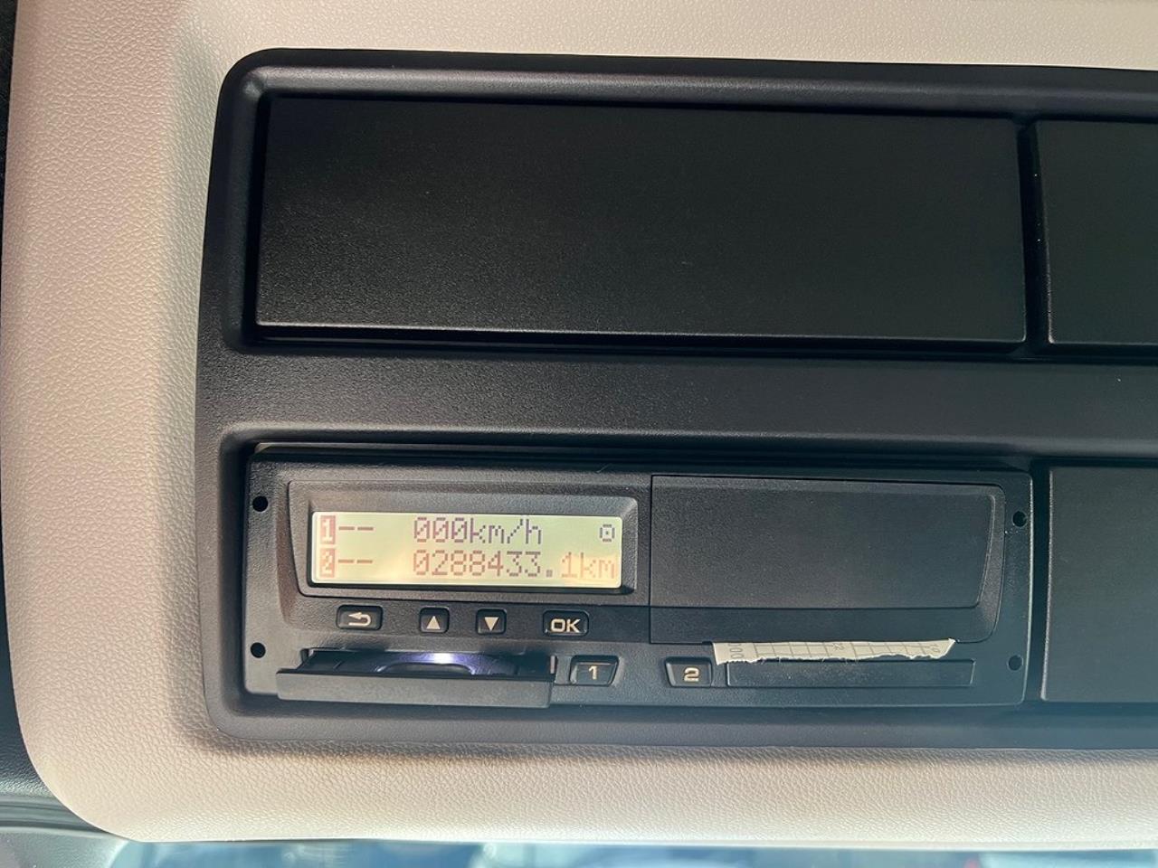 Scania P320 4x2 Kranbil med Z-Lyft, Euro 6 2018 - Kran