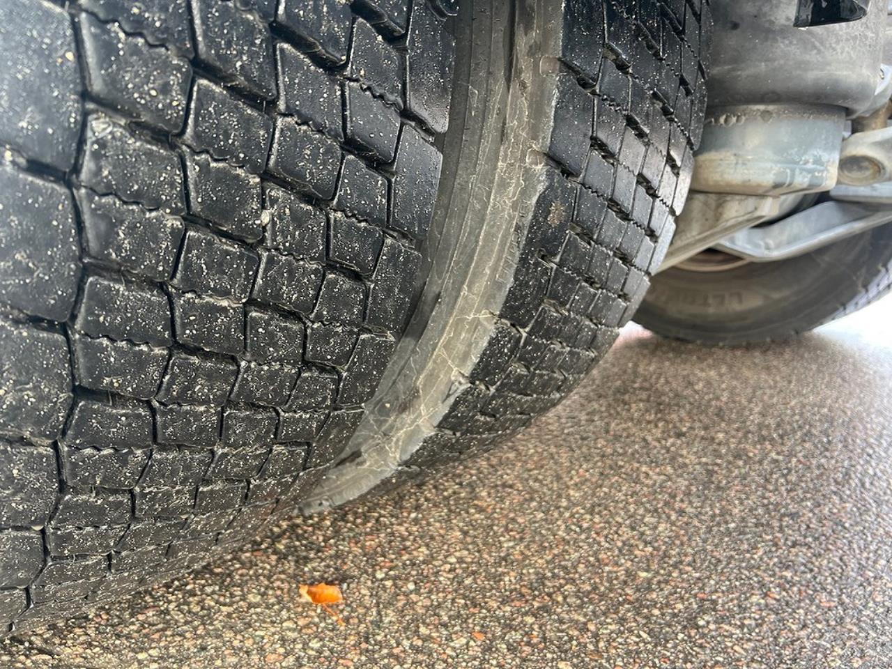 Volvo FM 460 6x2 Lagab, Containerbil, Lösflak 2023 - Övrigt