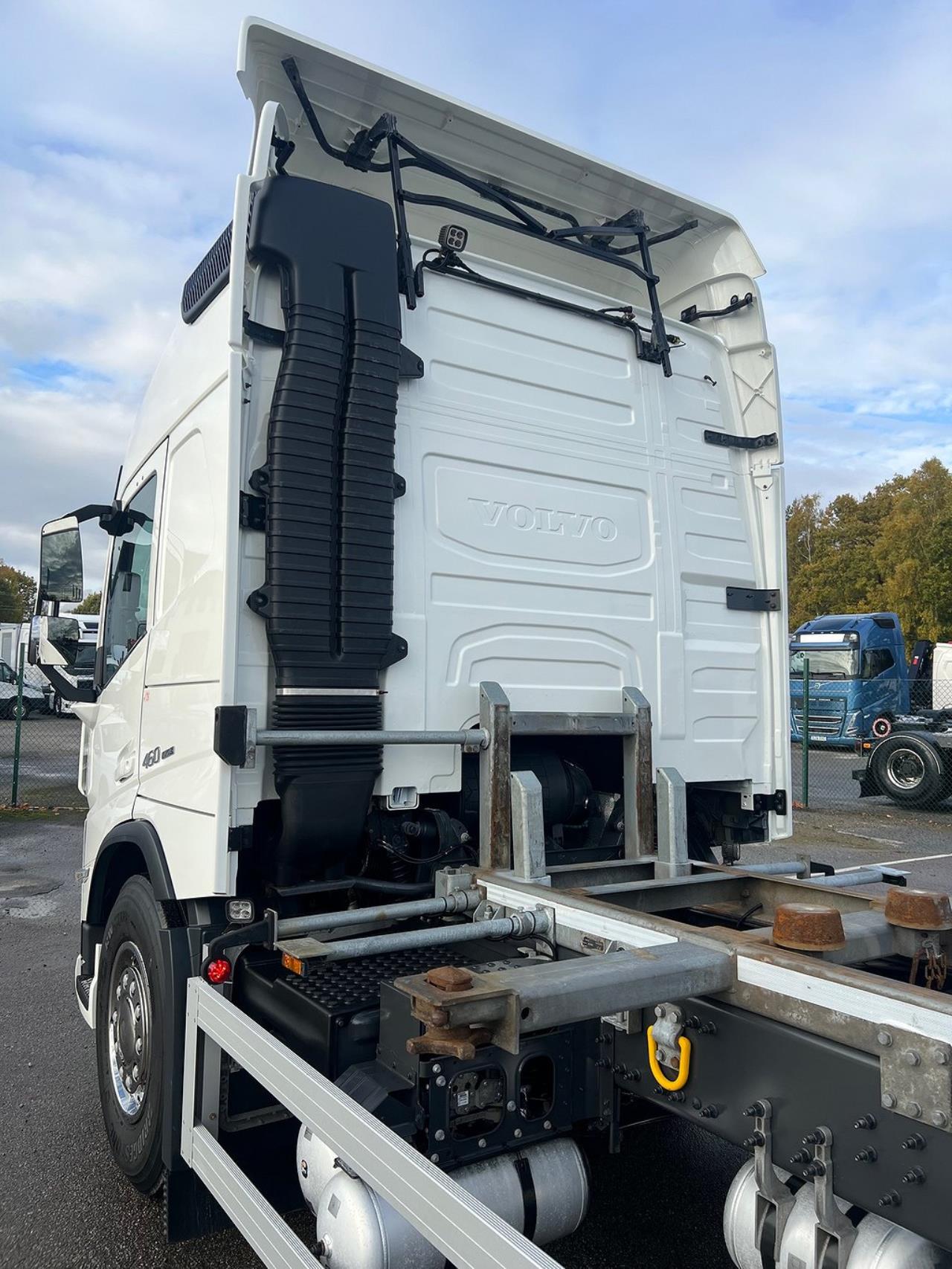 Volvo FM 460 6x2 Lagab, Containerbil, Lösflak 2023 - Övrigt
