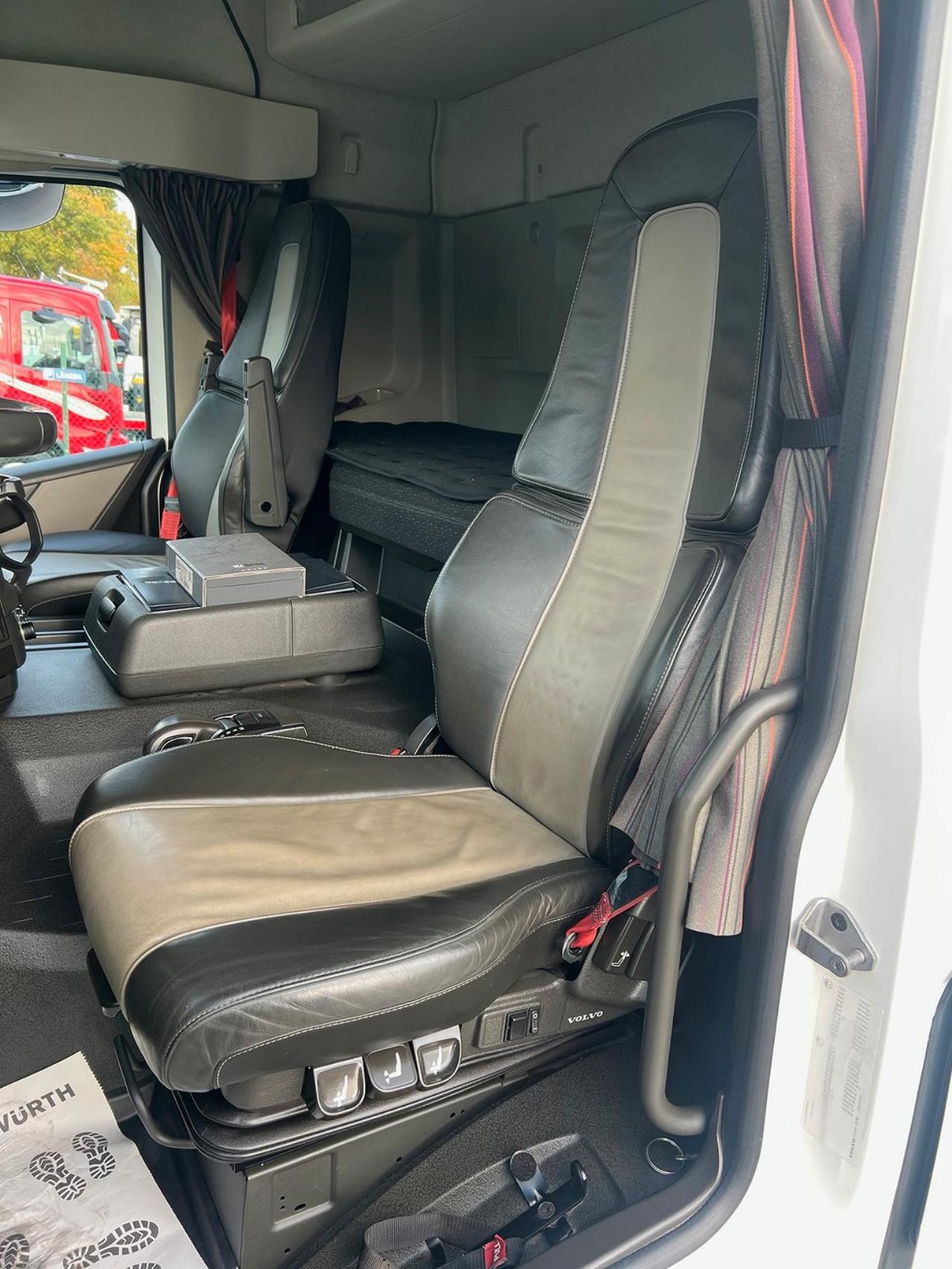 Volvo FM 460 6x2 Lagab, Containerbil, Lösflak 2023 - Övrigt