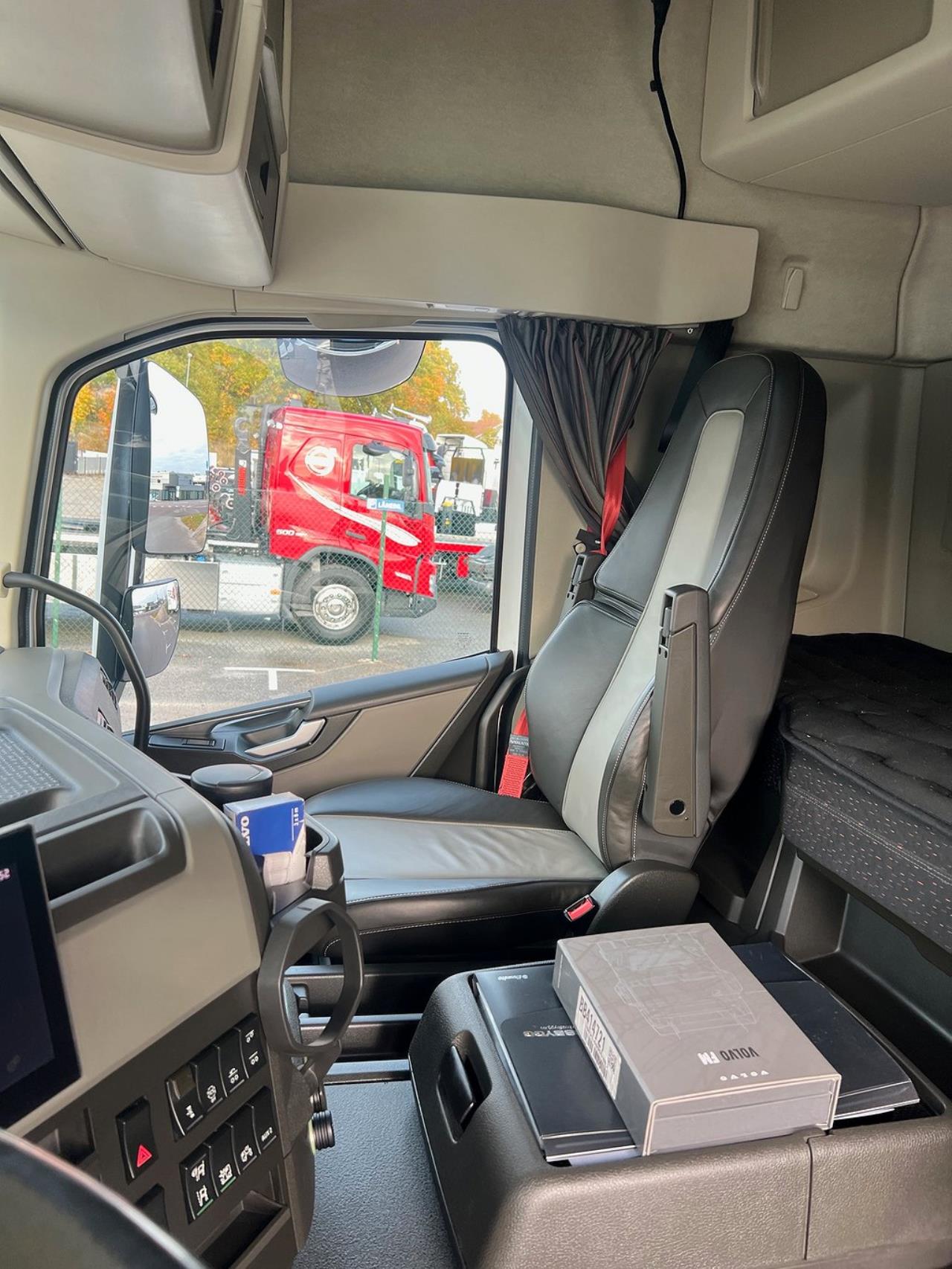 Volvo FM 460 6x2 Lagab, Containerbil, Lösflak 2023 - Övrigt