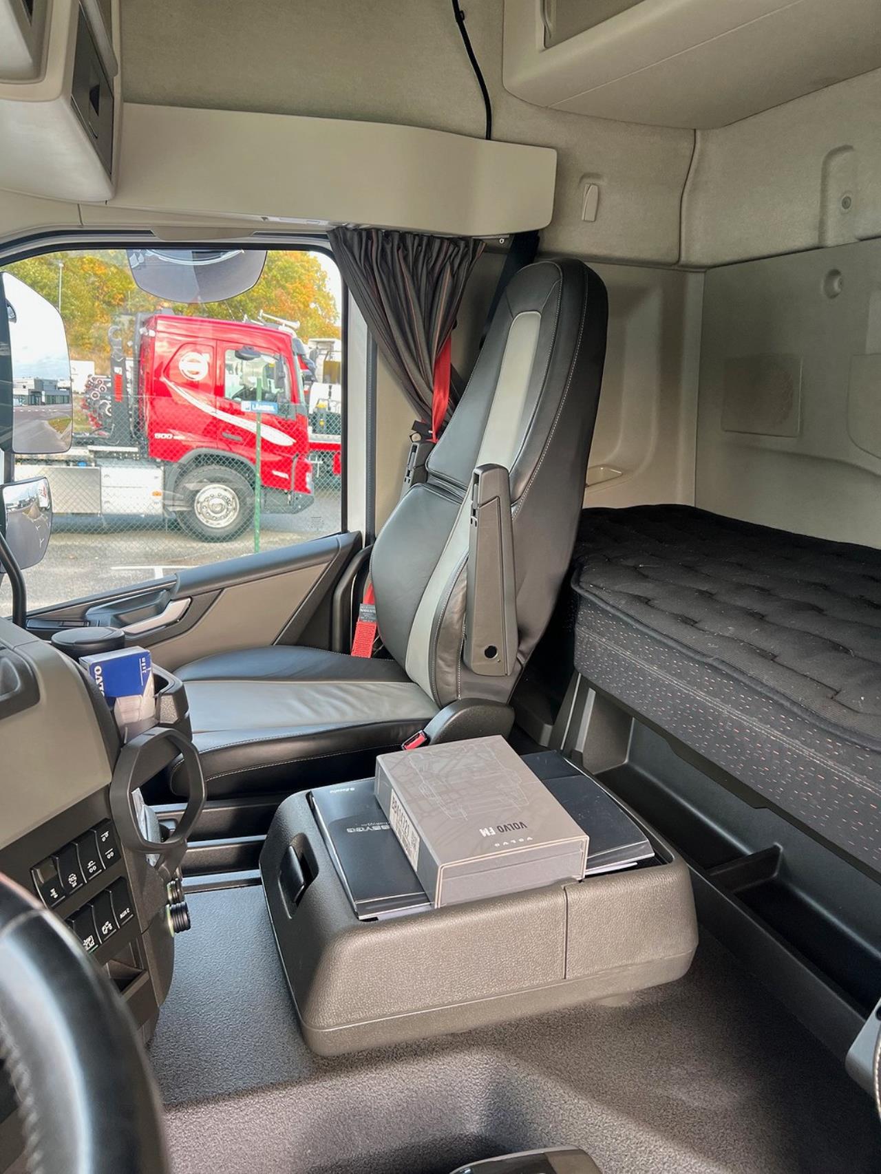 Volvo FM 460 6x2 Lagab, Containerbil, Lösflak 2023 - Övrigt