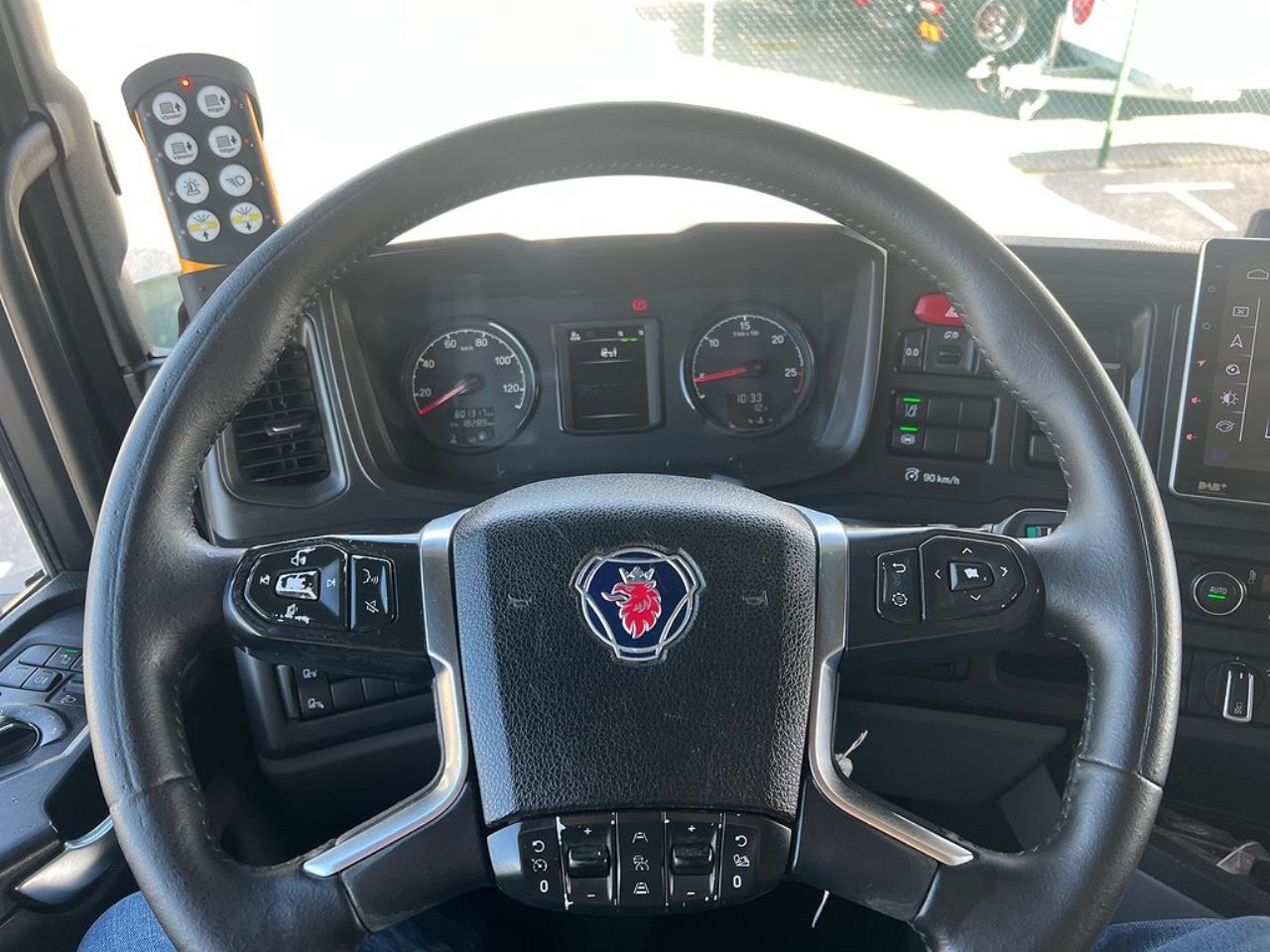 Scania R450 4x2 TMA Bil med skåp, Berlex TMAX TMA Skydd 2021 - Skåp