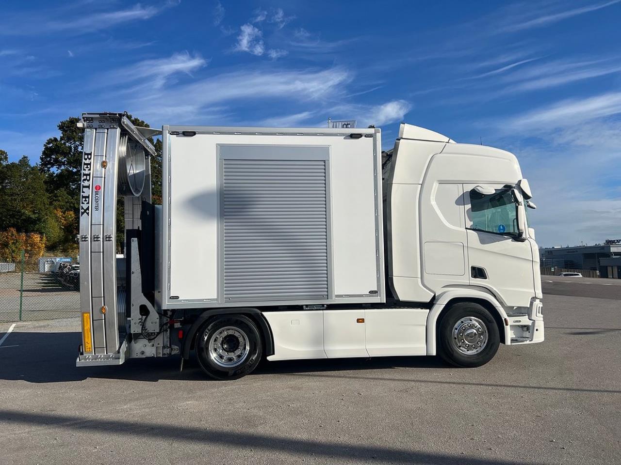 Scania R450 4x2 TMA Bil med skåp, Berlex TMAX TMA Skydd 2021 - Skåp