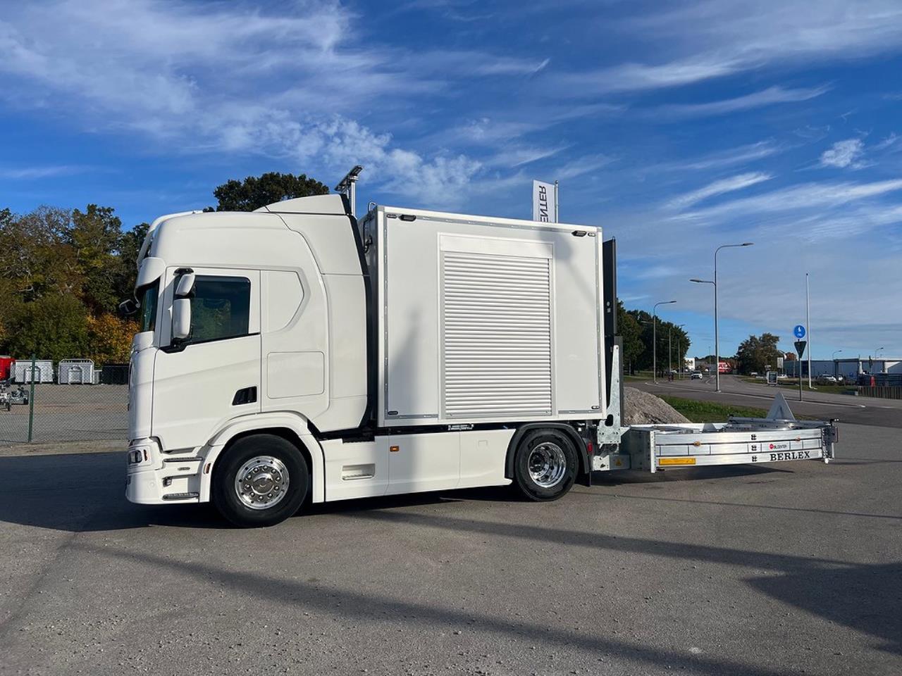 Scania R450 4x2 TMA Bil med skåp, Berlex TMAX TMA Skydd 2021 - Skåp