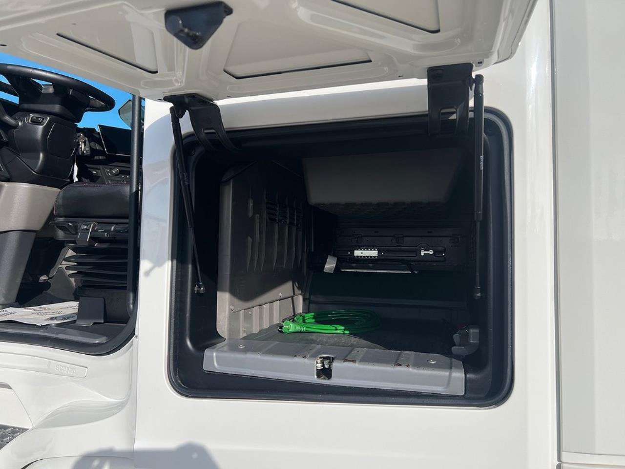 Scania R450 4x2 TMA Bil med skåp, Berlex TMAX TMA Skydd 2021 - Skåp