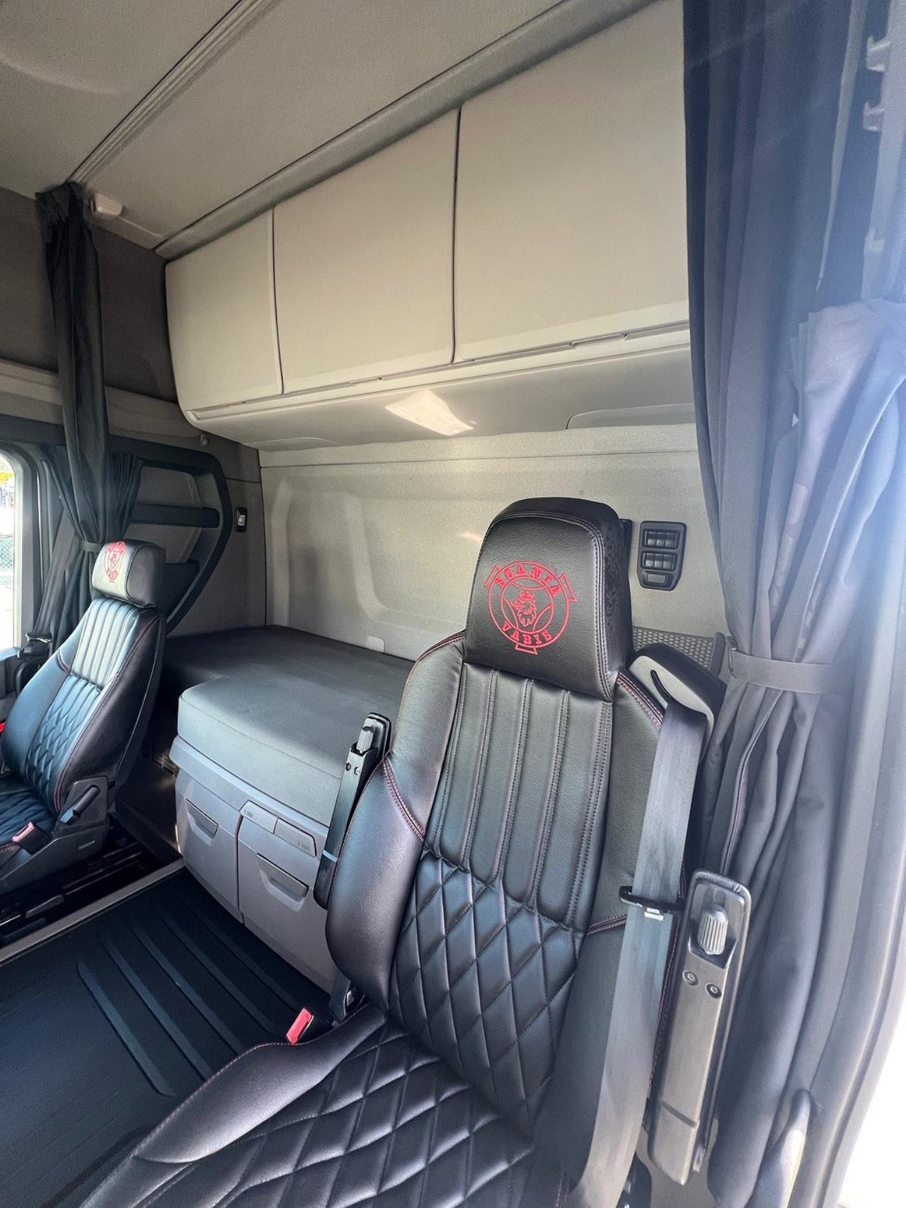 Scania R450 4x2 TMA Bil med skåp, Berlex TMAX TMA Skydd 2021 - Skåp