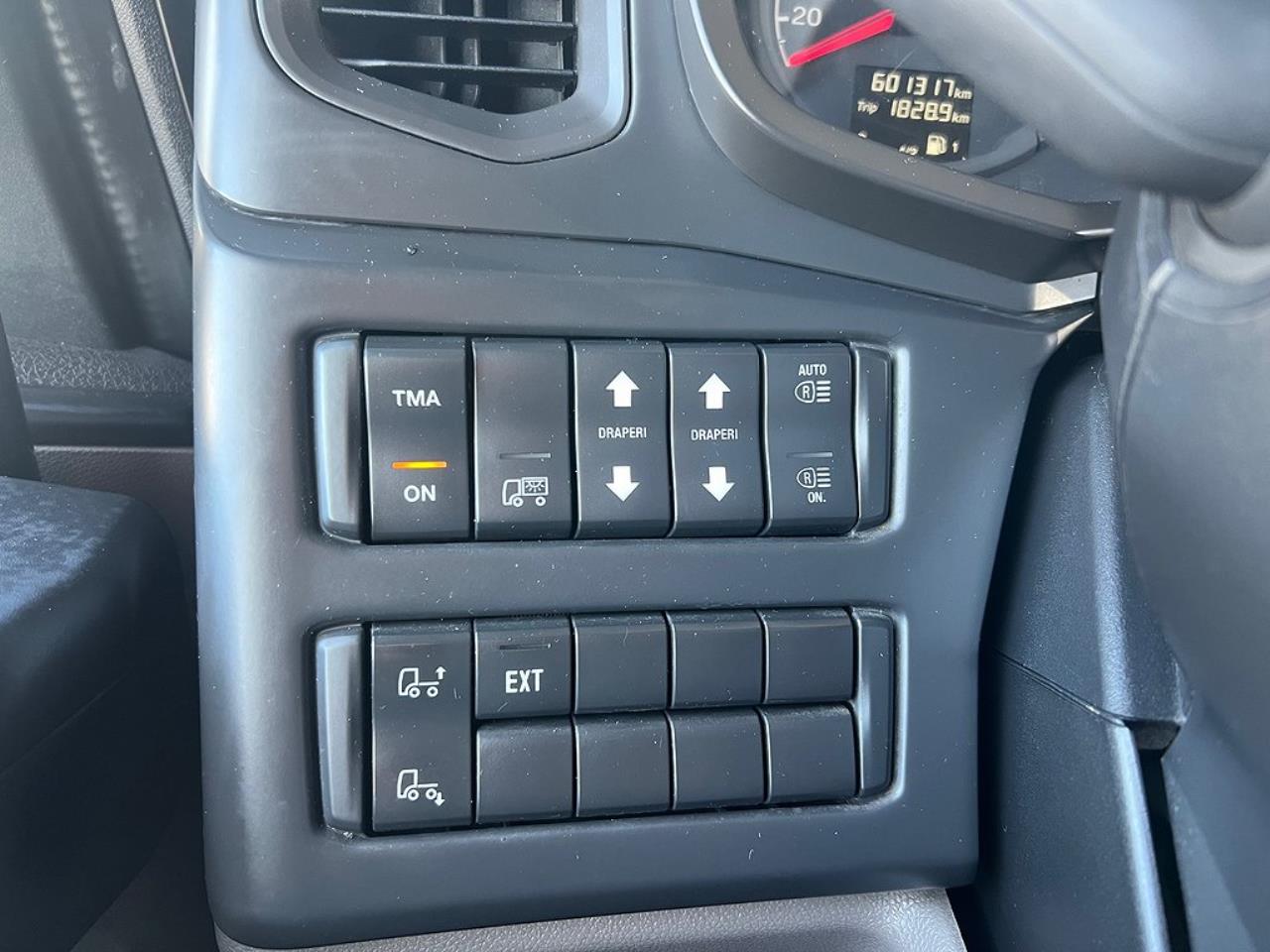 Scania R450 4x2 TMA Bil med skåp, Berlex TMAX TMA Skydd 2021 - Skåp